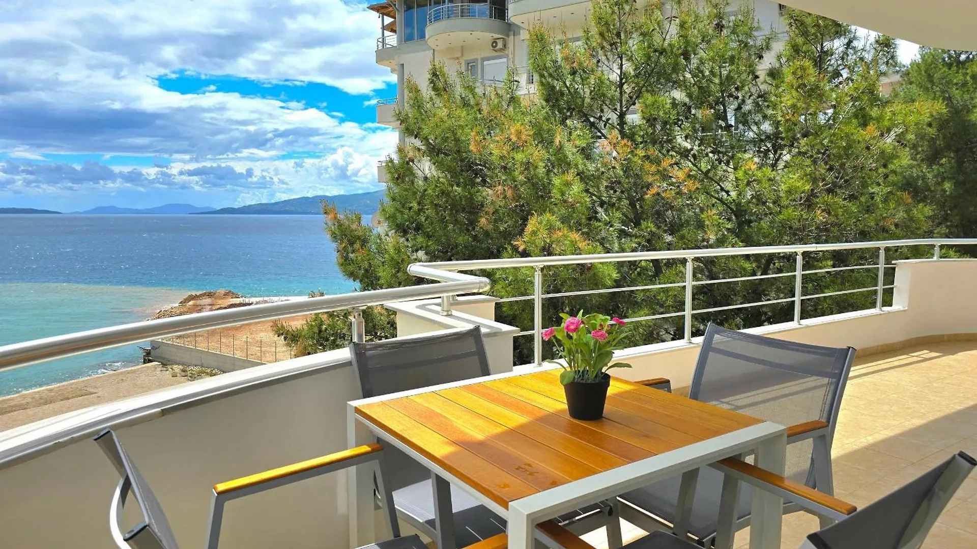 Apartment Happy Stay Ilir Sarande