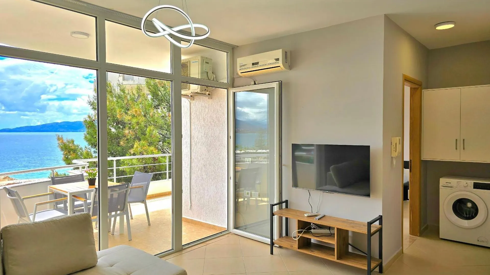 Apartment Happy Stay Ilir Sarande Albania