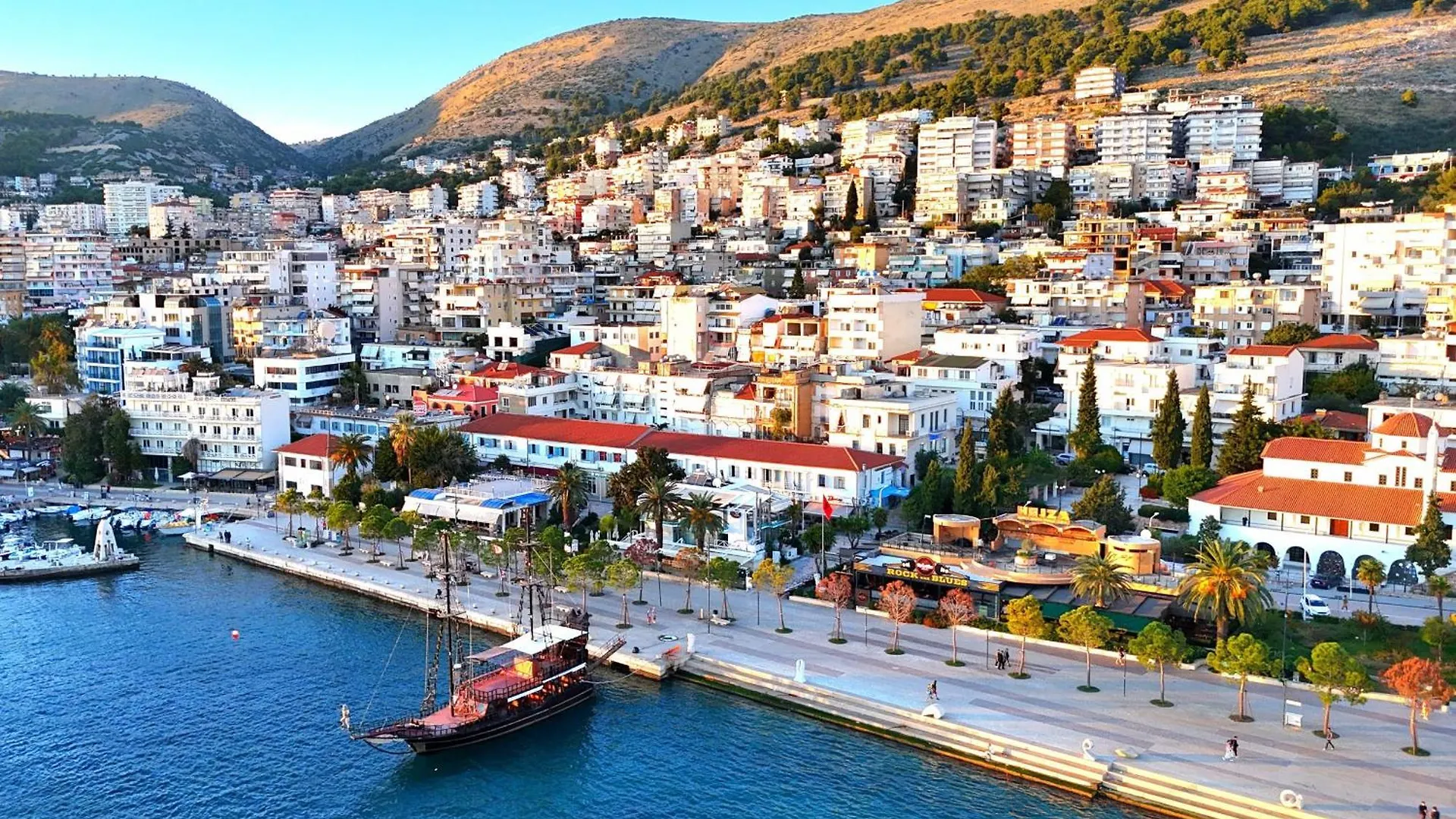 Happy Stay Ilir Sarande 0*,  Albania