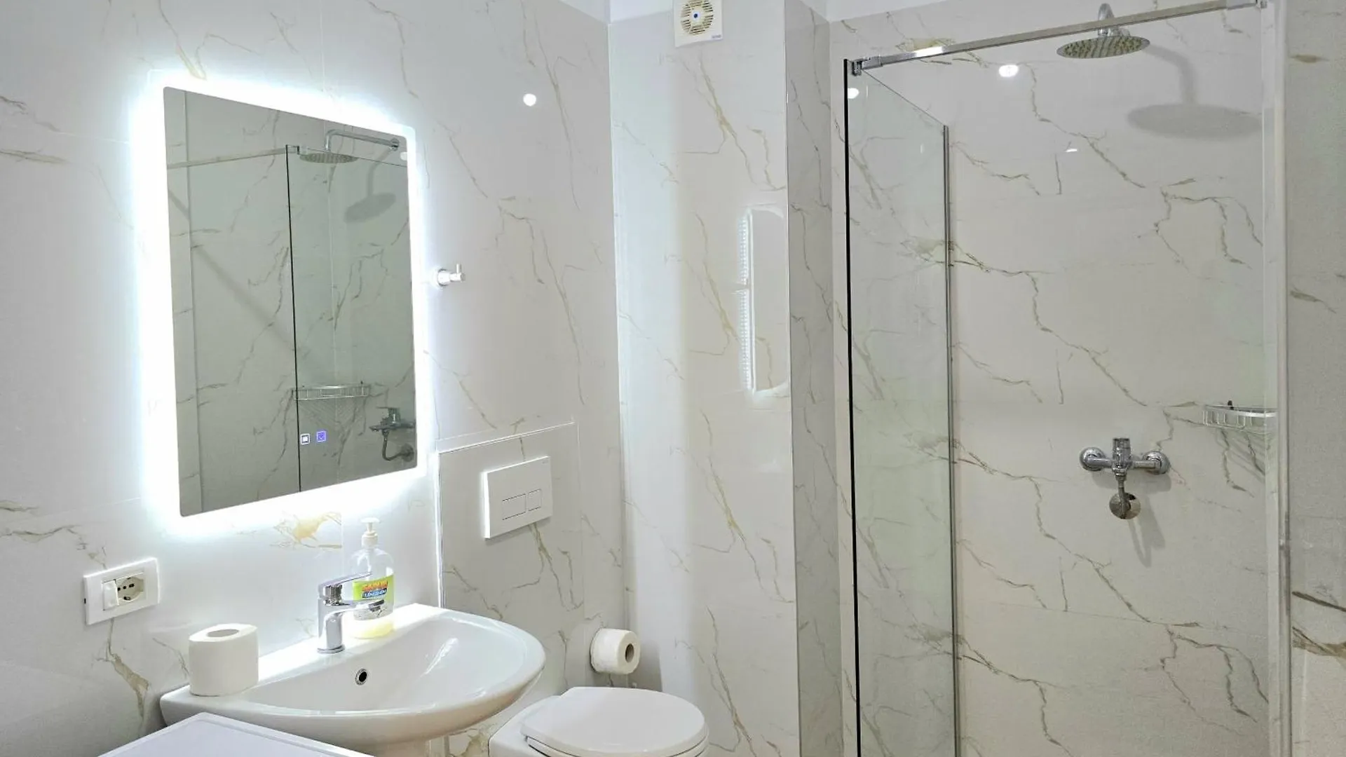 Apartment Happy Stay Ilir Sarande